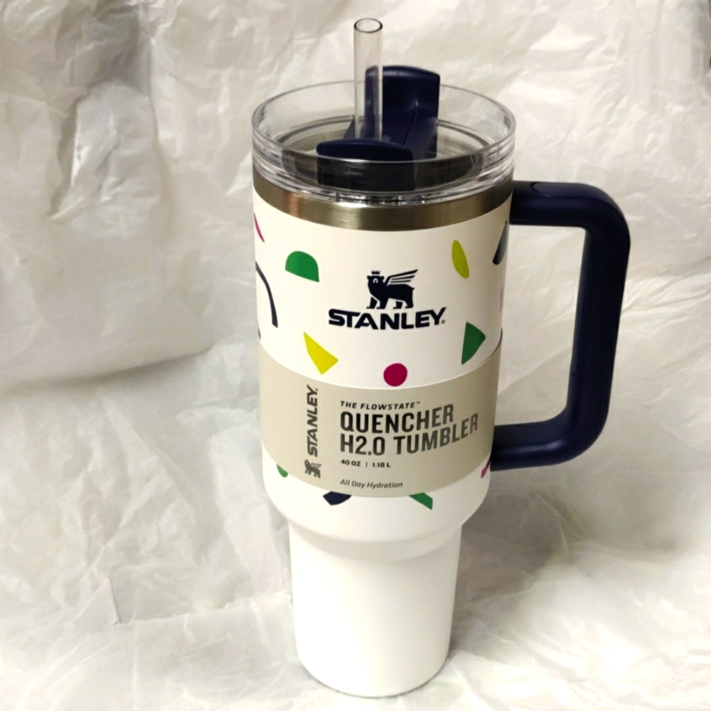 Stanley 40oz Flowstate Quencher Tumbler Abstract Geos